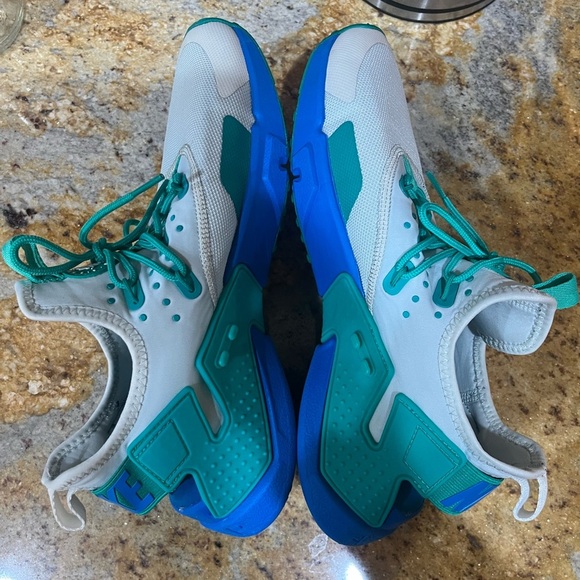 Nike Air Huarache Drift 'Barely Green' size 9 - Picture 7 of 9